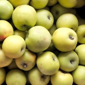 Яблоки зеленые (кг)